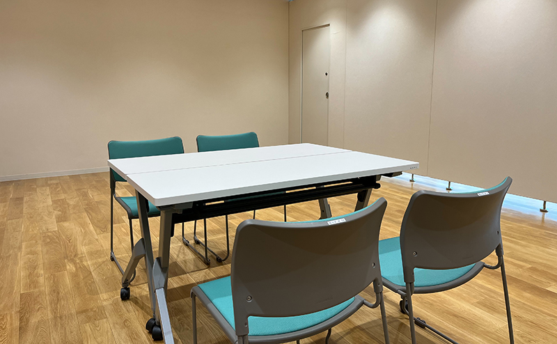 しこちゅ~ホール内観