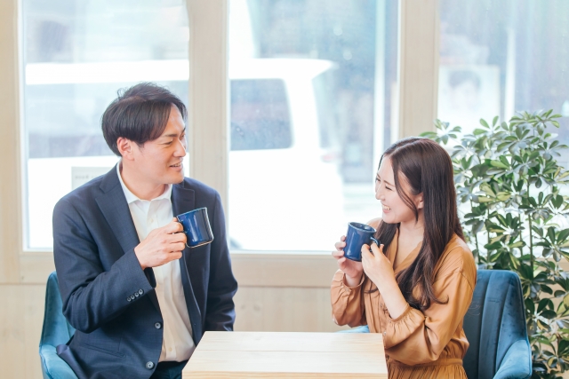 四国中央市で行われる婚活パーティでのお見合いを想定したイメージ画像